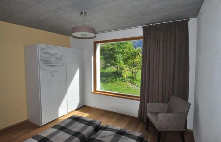Chasa Paoletta Apartment Ramosch Bagian luar foto